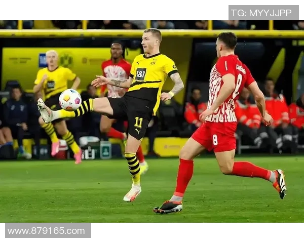 沃尔夫斯堡客场遭遇挫败，法兰克福捡分狂欢