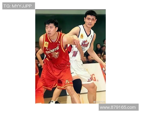 王治郅倾力保护姚明展现中国篮球兄弟情深厚情谊与团结精神